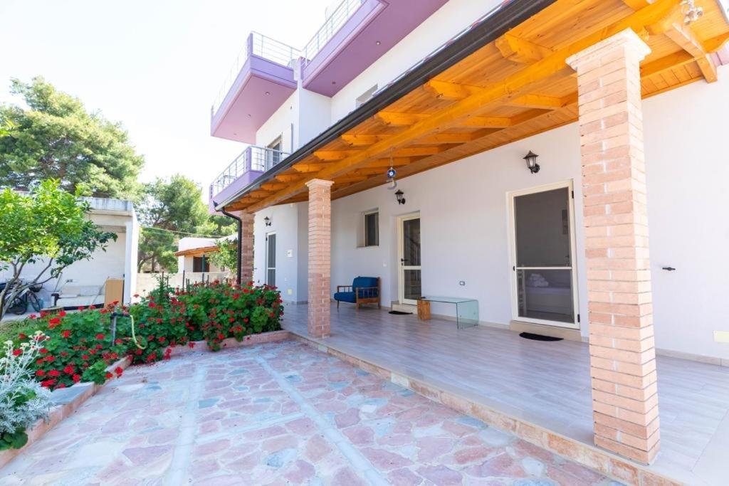 Premier Guest House Vlorë Extérieur photo